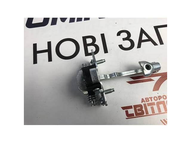 Ограничитель передней двери Peugeot Expert 2007-2016 1440204880