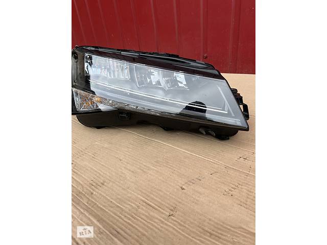 Оптика фары для Skoda SuperB III Жаль Супер б FULL LED РЕСТАЙЛИНГ 2019-2023 - Фото 4