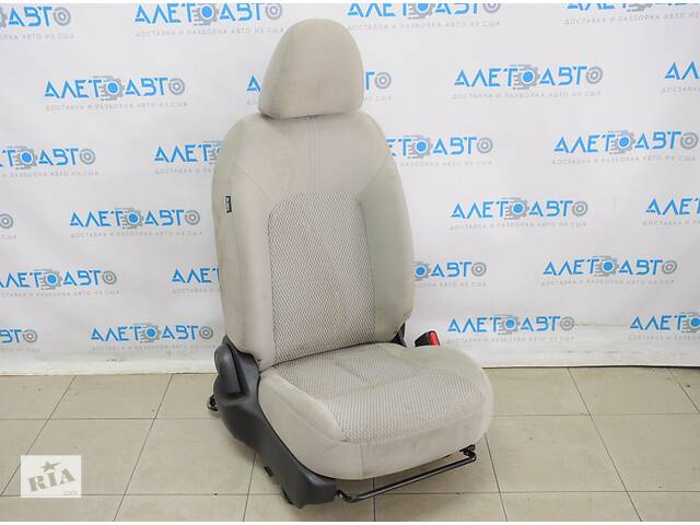 Пассажирское сидение Nissan Versa Note 13-19 без airbag, механич, тряпка серая, под чистку