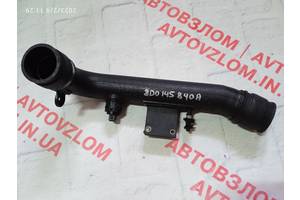 патрубок інтеркулера для Volkswagen Passat B5 1997-2005 8D0145840A