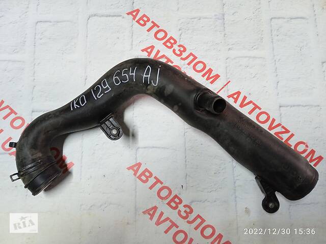 Патрубок інтеркулера для Volkswagen Passat B6 2005-2010 1K0129654AJ