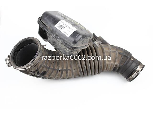 Патрубок повітряного фільтра Nissan Navara (D40) 2005-2013 (15758)