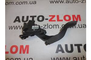 Педаль газу для Volkswagen Passat B5 1997-2005 8D1721523F