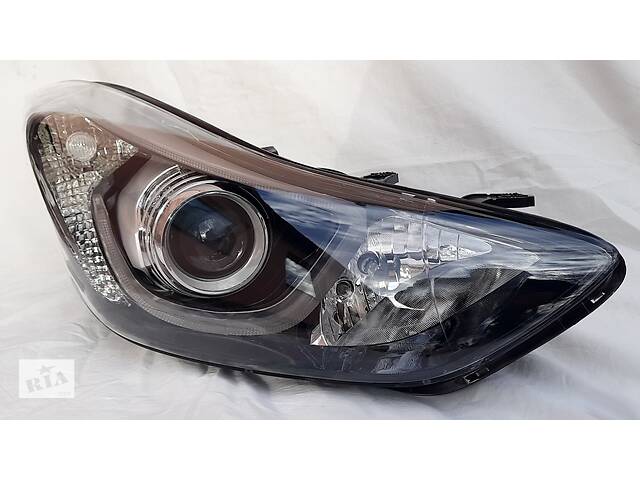 Передні фари Hyundai Elantra MD (10-15) Led оптика (V3) лінза під ксенон