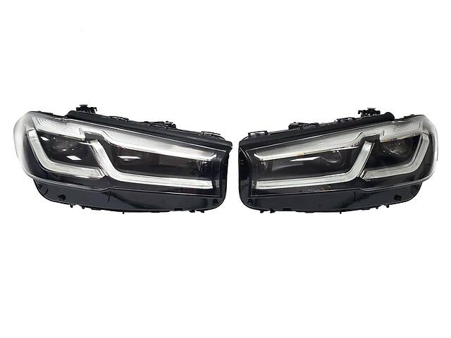 Передние фары на BMW 5 Series G30 2020-2022 года ( Full Led ) Европа