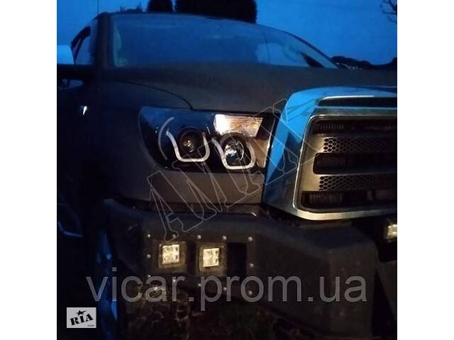 Передние фары с линзами (диодные) Toyota Tundra (2007-2014)