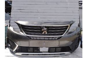 Передний бампер Peugeot 5008 II 2016-2017 9816498177, 9814783380