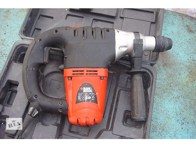 Перфоратор Black & Decker