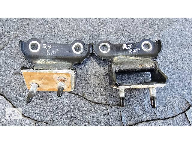 Петля багажника пара Lexus Rx XU30 03-09 6881048010