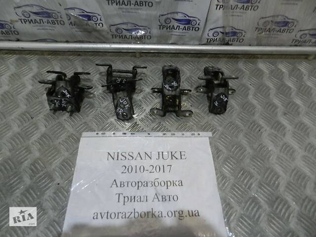 Петля двери задней правой Nissan Juke 2010 (б/у)