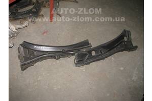 Пластик под лобовое стекло для Mazda 3 2009-2013 BBM4507S1, BBM4507R1