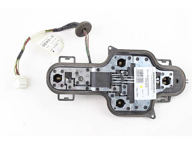 Плата фонаря правая седан Nissan Primera (P12) 2002-2009 26551AU300 (37461)