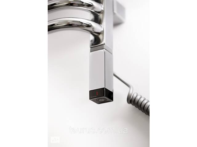 Стальной квадратный ТЭН TERMA ONE chrome 30x30: регулятор 40 и 60С + таймер 2 ч. + LED, под пульт ДУ. Польша