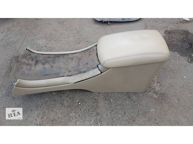 Подлокотник Консоль пола 758992 / 7588QF Peugeot 607 2.2 HDI 2002 Пежо 607 2.2 ДИЗЕЛЬ