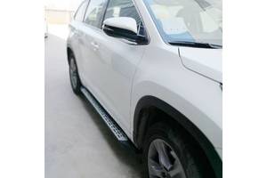 Подножки Toyota Highlander XU50 пороги ступеньки площадки