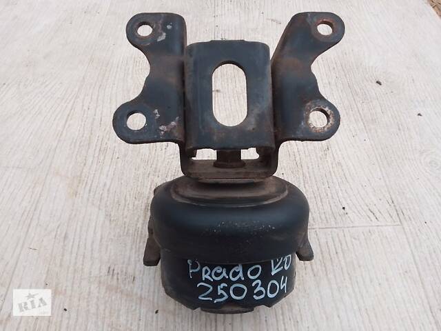 Подушка двигателя Toyota Land Cruiser Prado 120 02-09 4.0 1GR-FE перед. прав. (б/у)