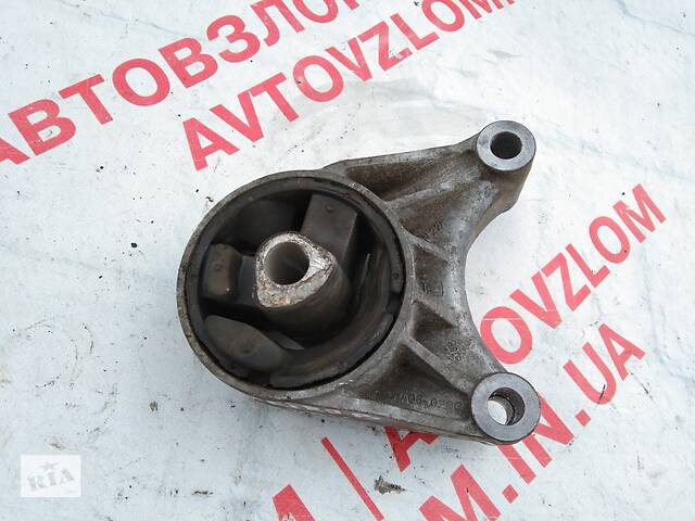 Подушка коробки для Opel Zafira B 1.9cdti 2004-2011 V05458