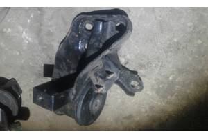 Подушка мотора для Mazda 1.8i GF 626 1997-2002