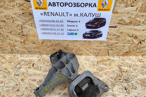 Подушка моторная правая верхняя 1.5 Dci Renault Megane 3 09-15р. (Опора двигателя Рено Меган ІІІ)