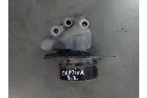 Подушка/опора двигателя АКПП левая Chevrolet Captiva 2.4 3.2 2006-2011гг. 96474567