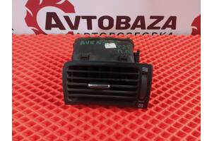 Правый дефлектор воздуха для Toyota Avensis 2003-2008