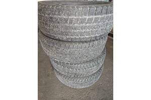 Продам зимню резину Nexen Winguard Ice SUV 235/65 R17 108Q XL - 4 шт., б/у один сезон