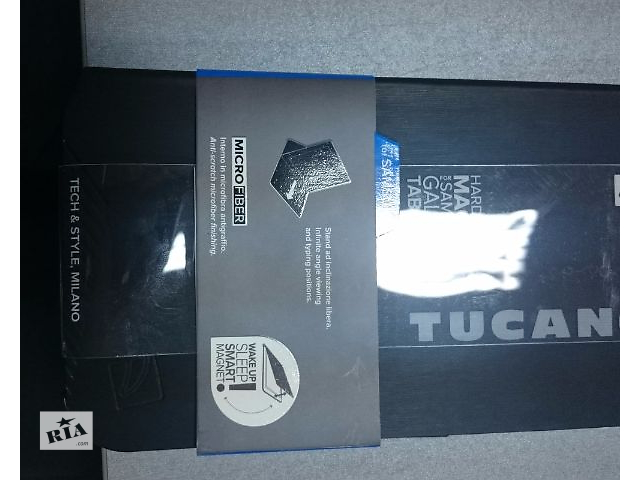 Продам чехол для планшета Tucano Macro black (TAB-MS310)