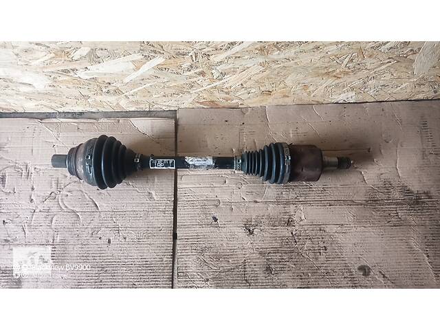 Привод полуось передняя левая Volkswagen Jetta 10- 1.8T 1K0407271BP