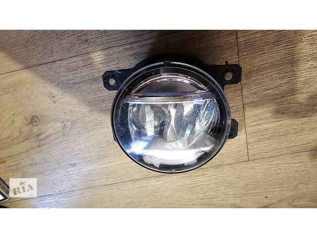 ПТФ права з кріпленням LED Subaru Impreza 17-84501VA000, 11460379