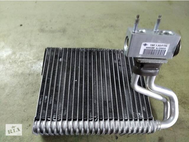 Радиатор кондиционера Peugeot 308 2009-2020 669552BB