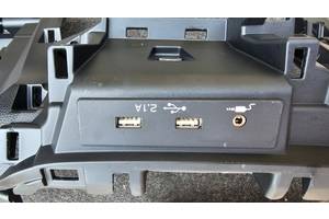 Роз'єм порт USB/AUX для Subaru Legacy Outback B16 20-