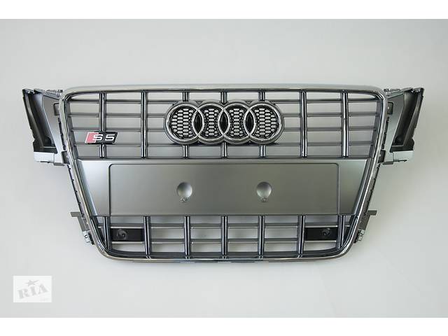 Решетка радиатора Audi A5 2007-2011год Серая с хромом (в стиле S-Line)