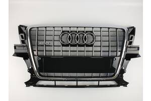 Решетка радиатора Audi Q5 2008-2012год Черная с хромом (в стиле S-Line)