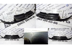 Решетка радиатора черная Opel Vivaro (2001-2006) 8200044885 91166761 525719854