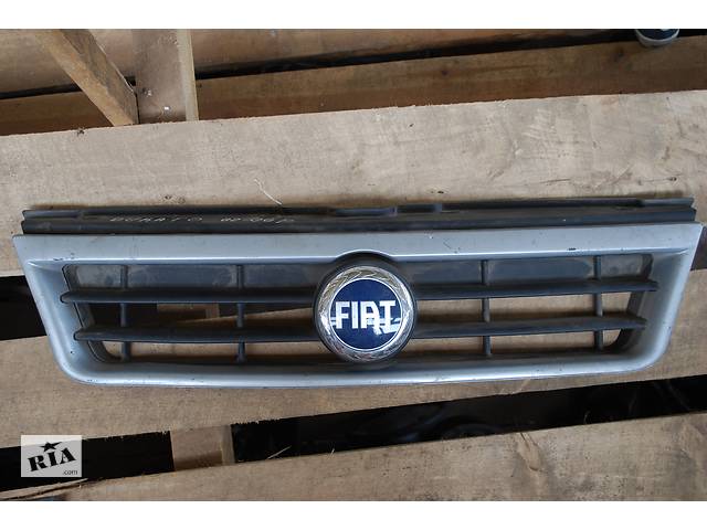 Решітка радіатора для Fiat Ducato 2002-2006r(132915801)