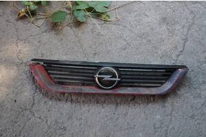 Решетка радиатора для Opel Vectra B 95-02 ЧИТАТЬ ОПИСАНИЕ