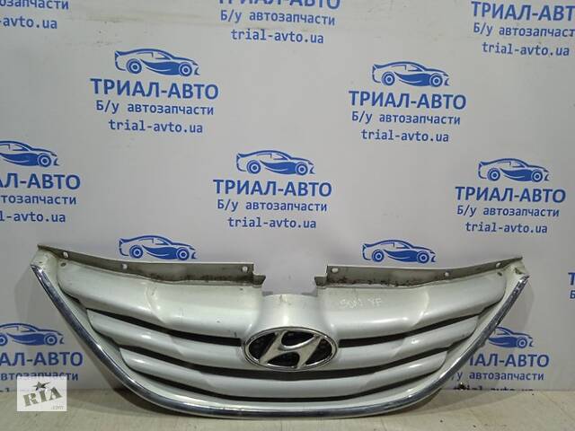 Решетка радиатора Hyundai Sonata YF 2.4 2010 (б/у)