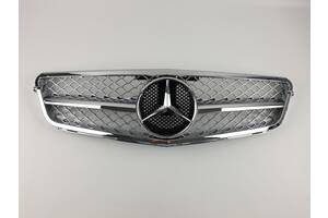 Решетка радиатора на Mercedes C-Class W204 2007-2014 год AMG стиль ( Хром )
