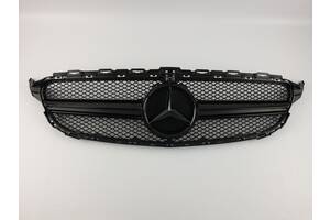 Решетка радиатора на Mercedes C-Class W205 2014-2018 год AMG стиль ( Черная глянцевая )
