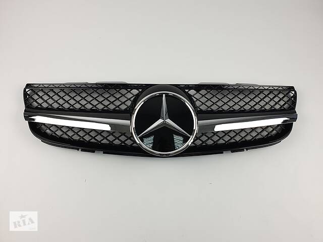 Решітка радіатора на Mercedes SL-Class R230 2006-2008 рік AMG стиль (Чорна з хром смужкою)