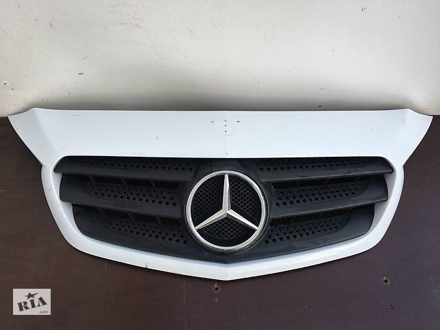 Mercedes-Benz CITAN W415 решетка радиатора A4158880023