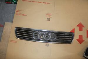 Радиаторная решетка для Audi A4 1995-1999
