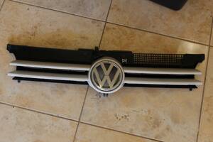 Радиаторная решетка для Volkswagen Golf IV 1997-2005