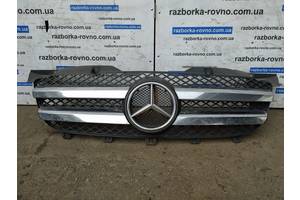 Решетка радиатора Mercedes Sprinter 2006-2014