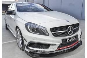 Решітка радіатора Mercedes W176 (12-16) тюнинг AMG Diamond чорна