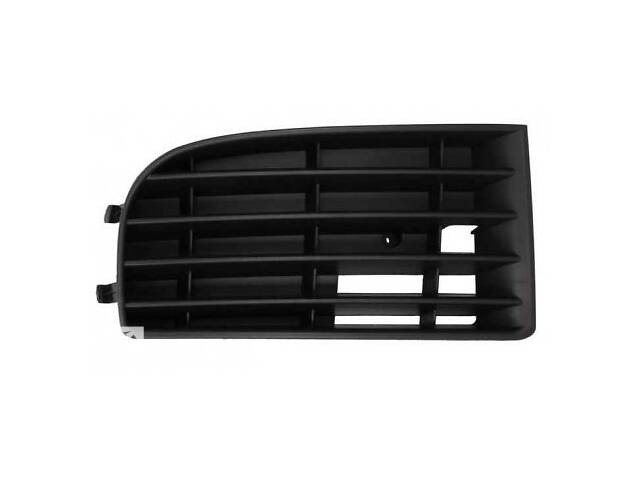 Решетка в бампер правая Volkswagen Golf 5 2003-2009 1K0853666