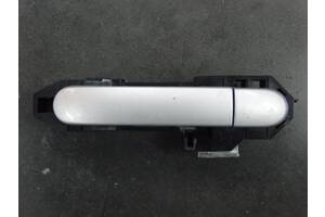 Ручка передня права Nissan TIIDA/VERSA 2007-2012р. 82640EL04A