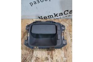 Ручка крышки багажника внутренняя Mercedes Vito 639 2003-2014