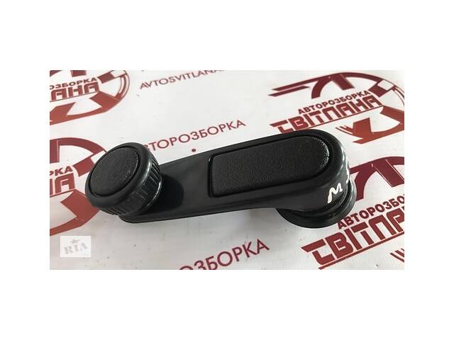 Ручка склопідіймача Citroen Berlingo 2003-2008 92538509