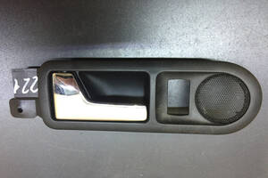 Ручка внутренняя задней левой двери VW Passat B5,Golf 4,Bora 3B0839113